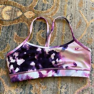 Lululemon Flow Y sports bra. Size 8